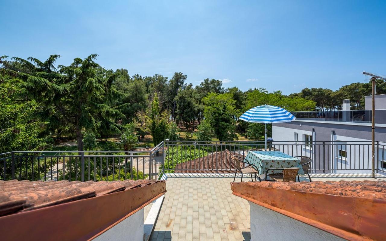 Apartmani Lido Basanija Luaran gambar