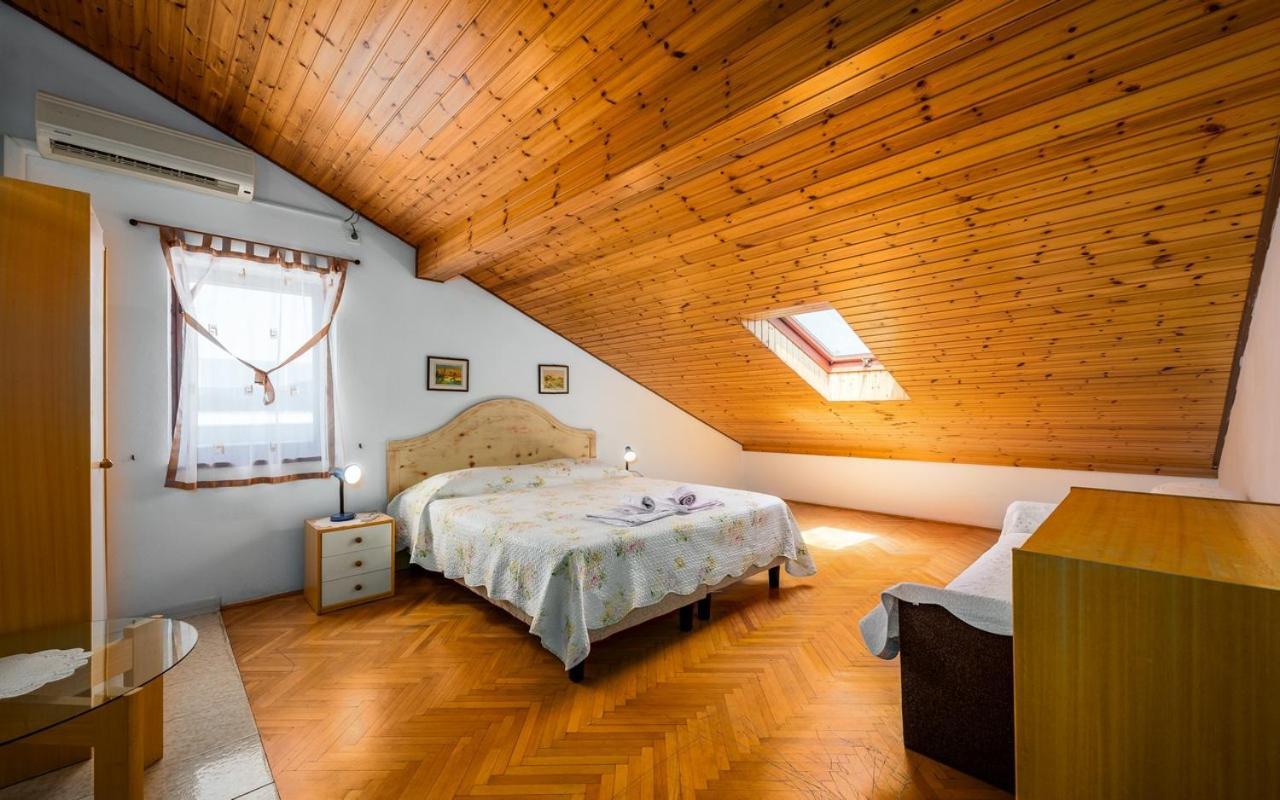 Apartmani Lido Basanija Luaran gambar