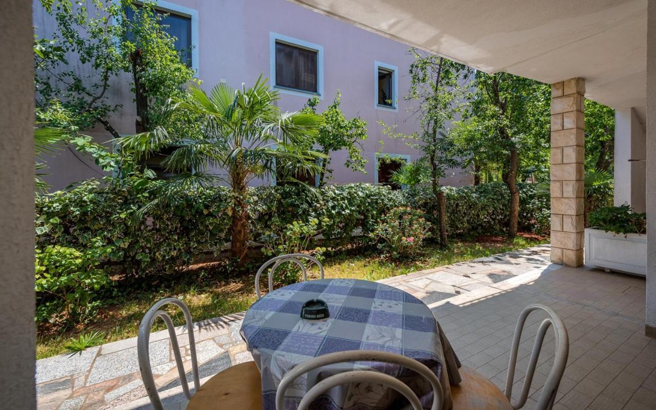 Apartmani Lido Basanija Luaran gambar