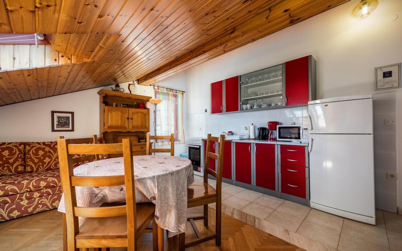 Apartmani Lido Basanija Luaran gambar